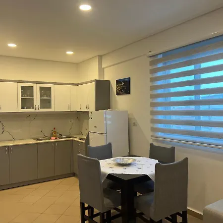 Lorenso Apartman