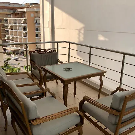 Lorenso Sarandë