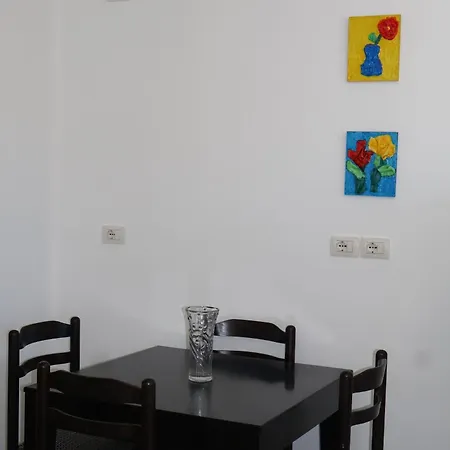 Lorenso * Sarandë
