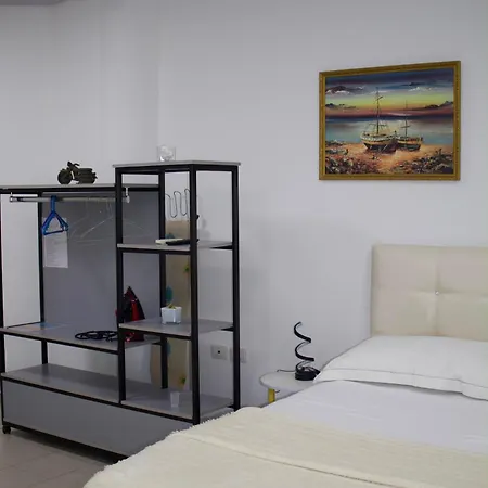Lorenso Apartment