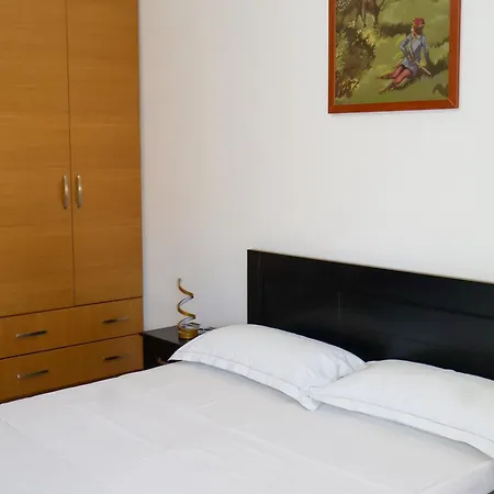 Lorenso Apartment